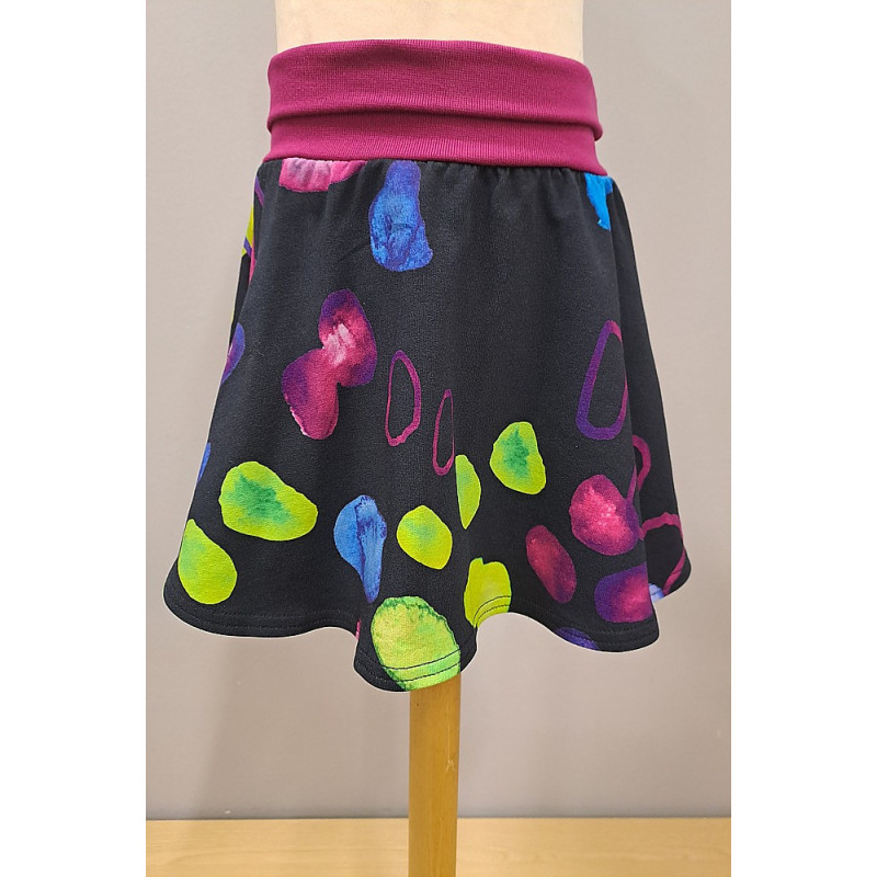 Střih - dívčí sukýnka s kapsami vel. 128-170