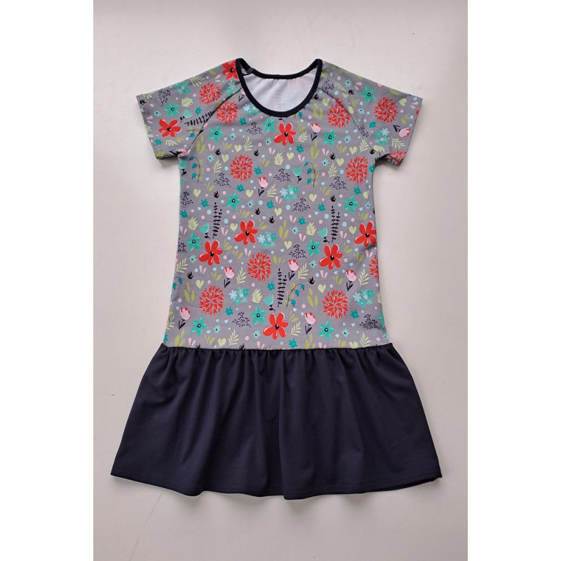 Střih - dívčí šaty se sníženým pasem vel. 128-170