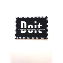 Nášivka, textil "Doit" černá
