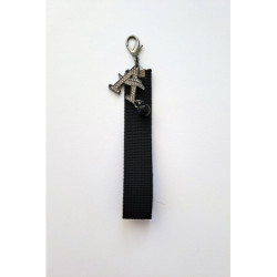 Designový ověšek/taháček, štrasové "A"