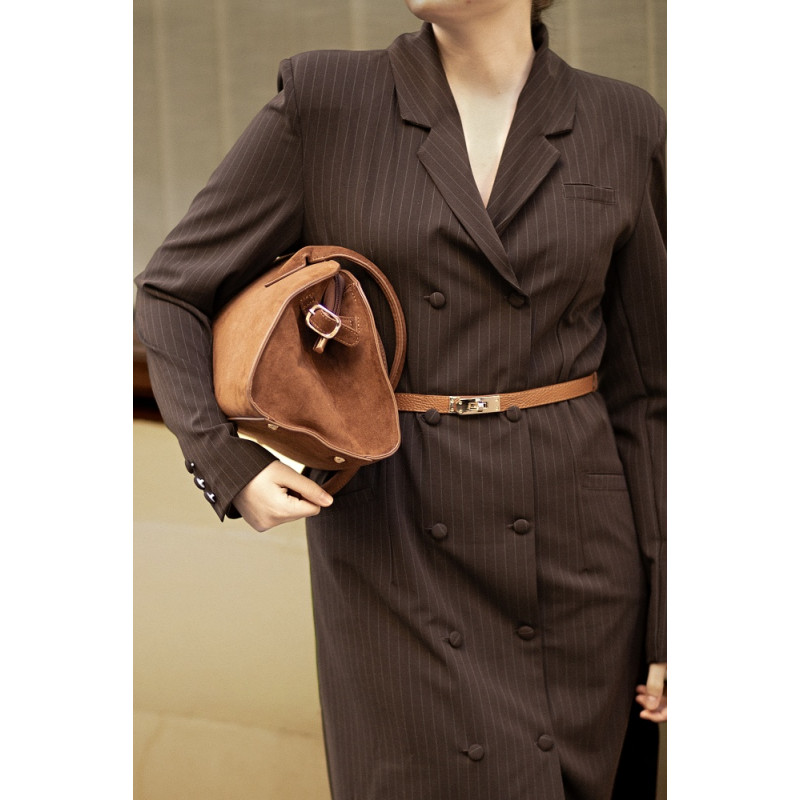 Damen-Blazerkleid mit Revers, feine Nadelstreifen – Braun