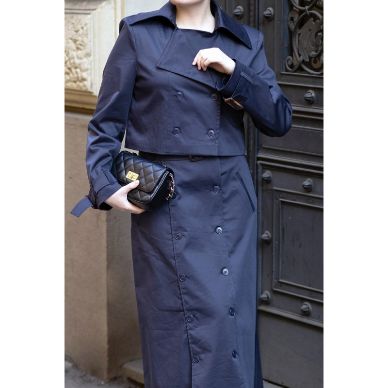 Langer Damenrock mit durchgehender Knopfleiste und Gürtel, blau